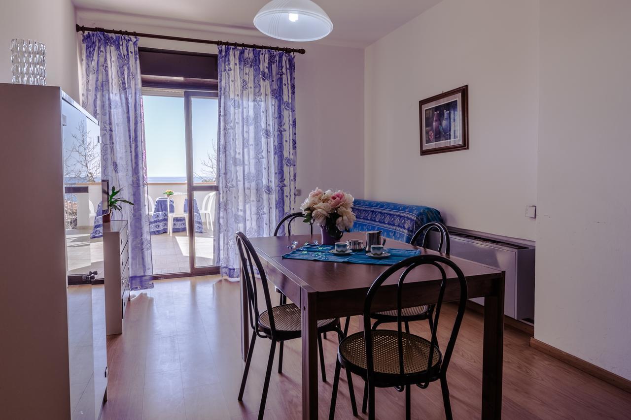 Le Terrazze Villa Фолоника Екстериор снимка