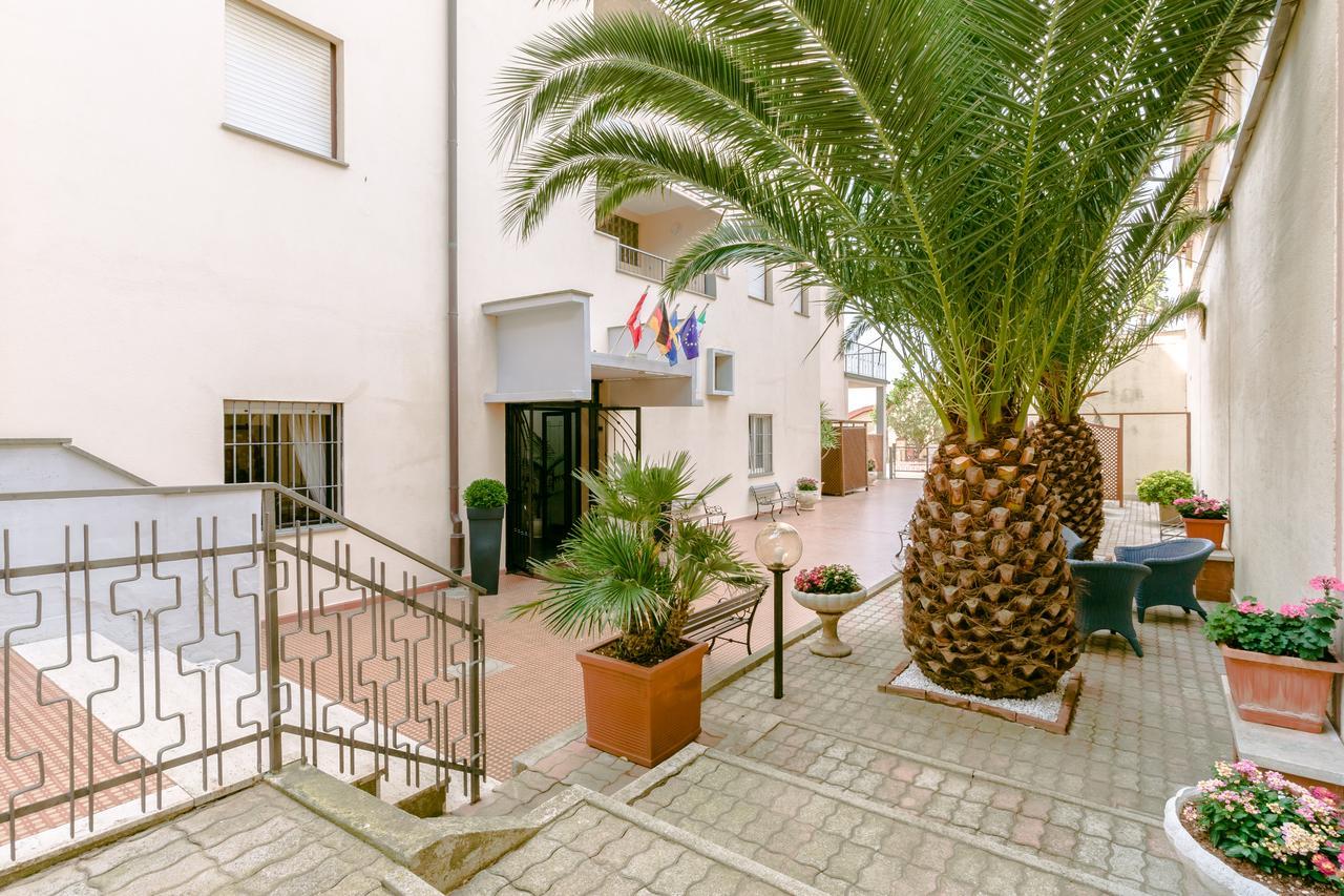 Le Terrazze Villa Фолоника Екстериор снимка